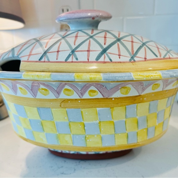 Vintage 1983 MacKenzie-Childs Bearded Iris Hand-Painted Majolica Tureen with Lid - Picture 1 of 7